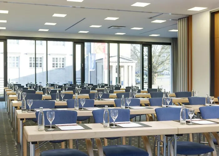 Hotel Intercityhotel Hauptbahnhof 4*