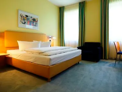 Hotel Intercityhotel Hauptbahnhof 4*
