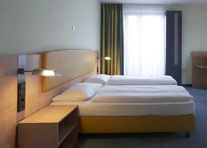 Intercityhotel Hauptbahnhof Hotel 4*